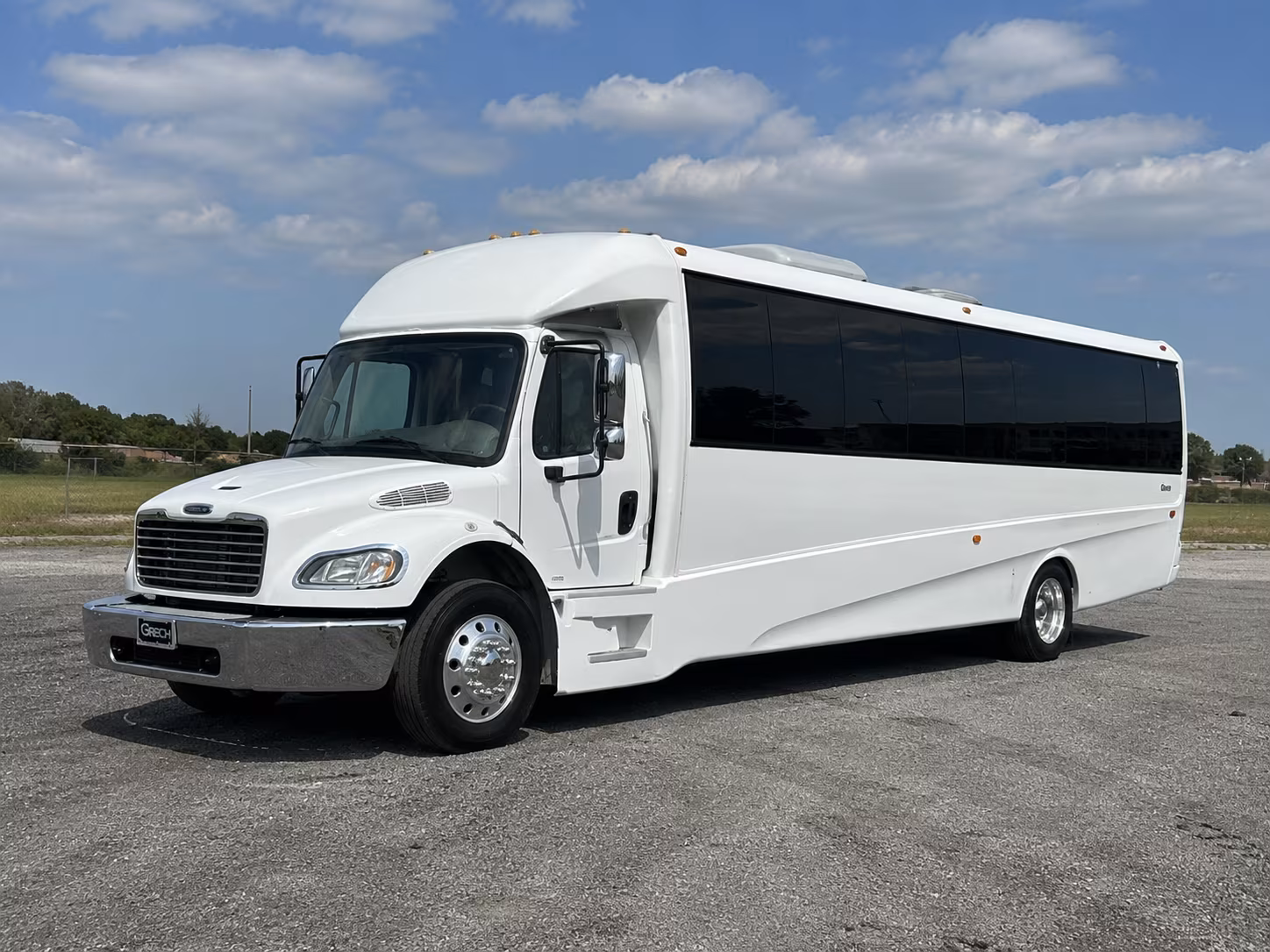 Ontario Birthday, Sweet 16, & Quinceañera Party Bus Rentals