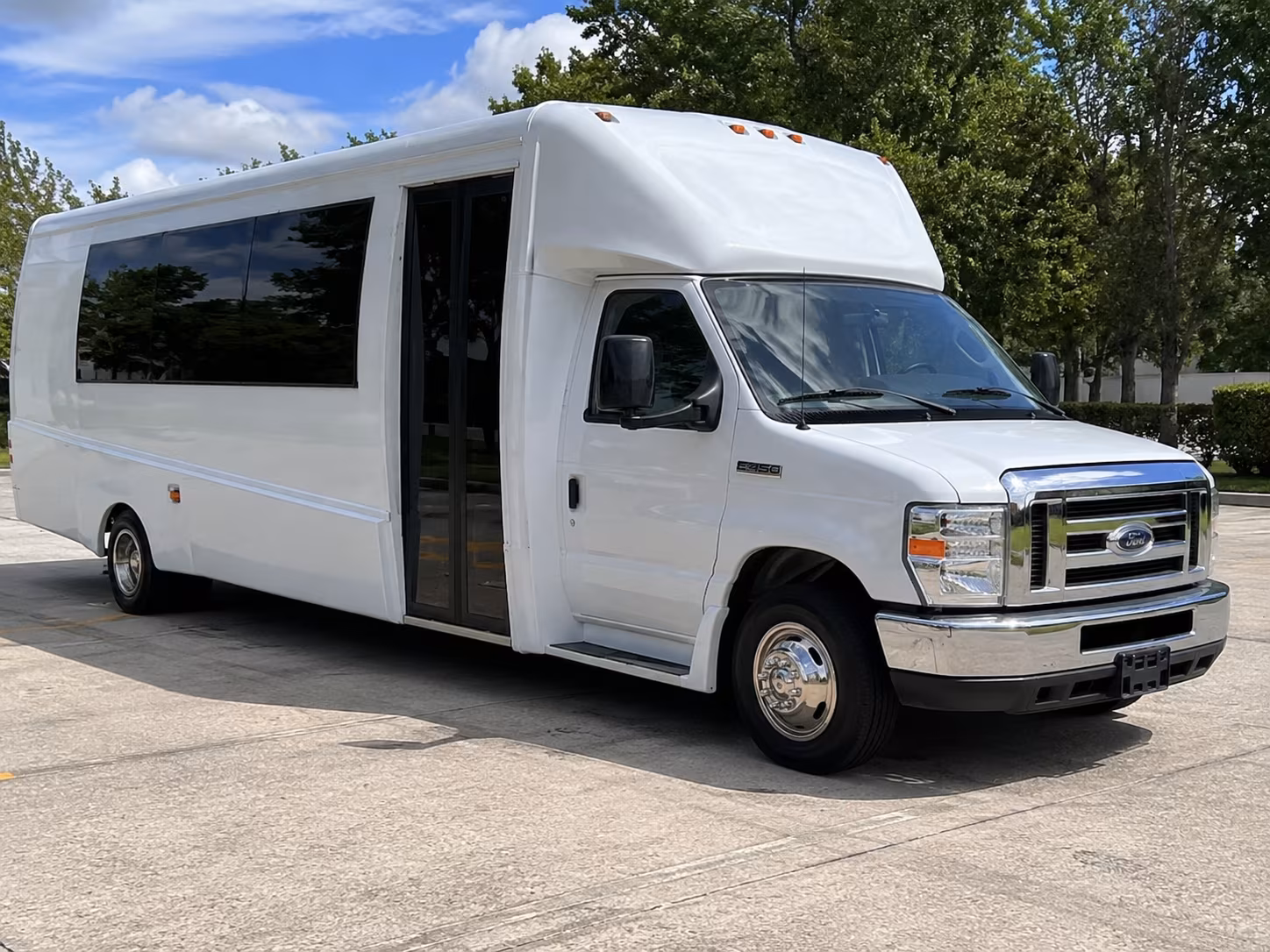 Rancho Cucamonga Wedding Transportation party bus exterior